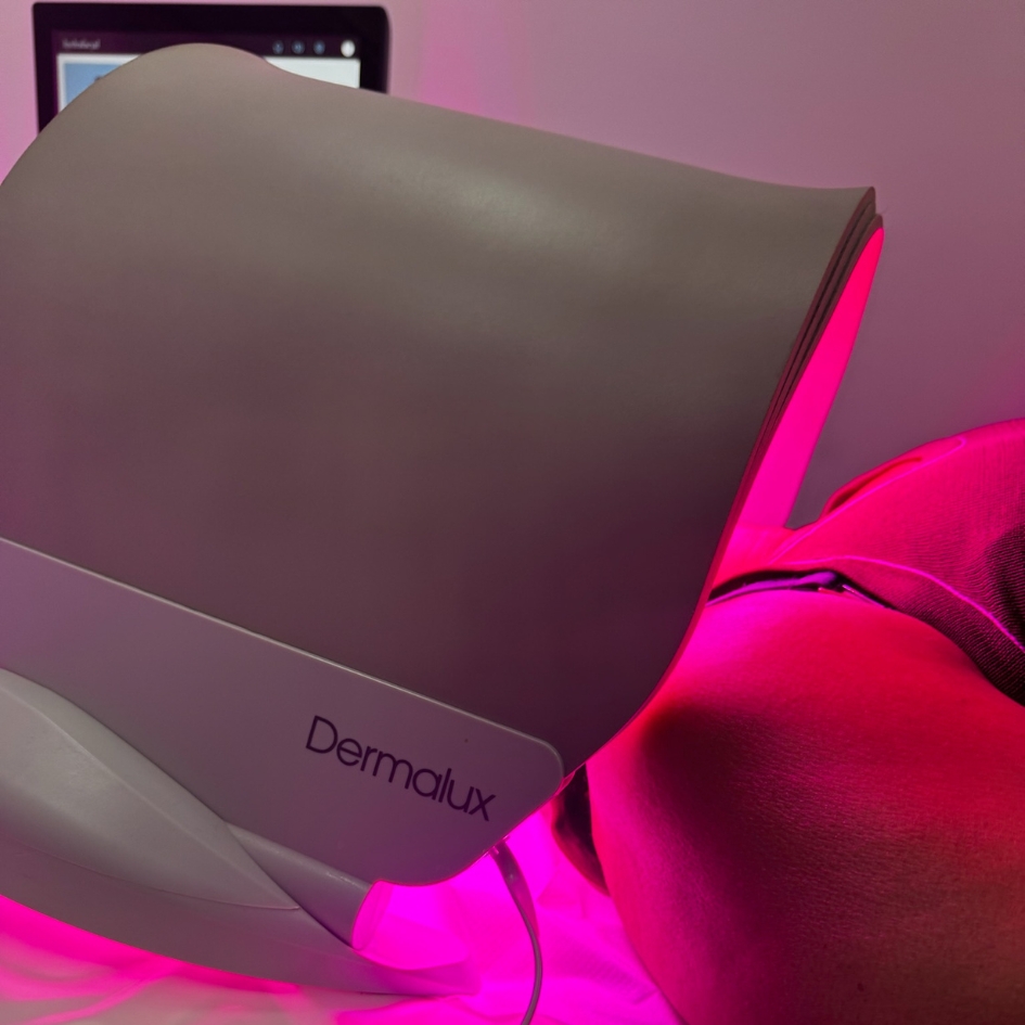 led-light-hair-therapy Led Hair Therapy Bromley